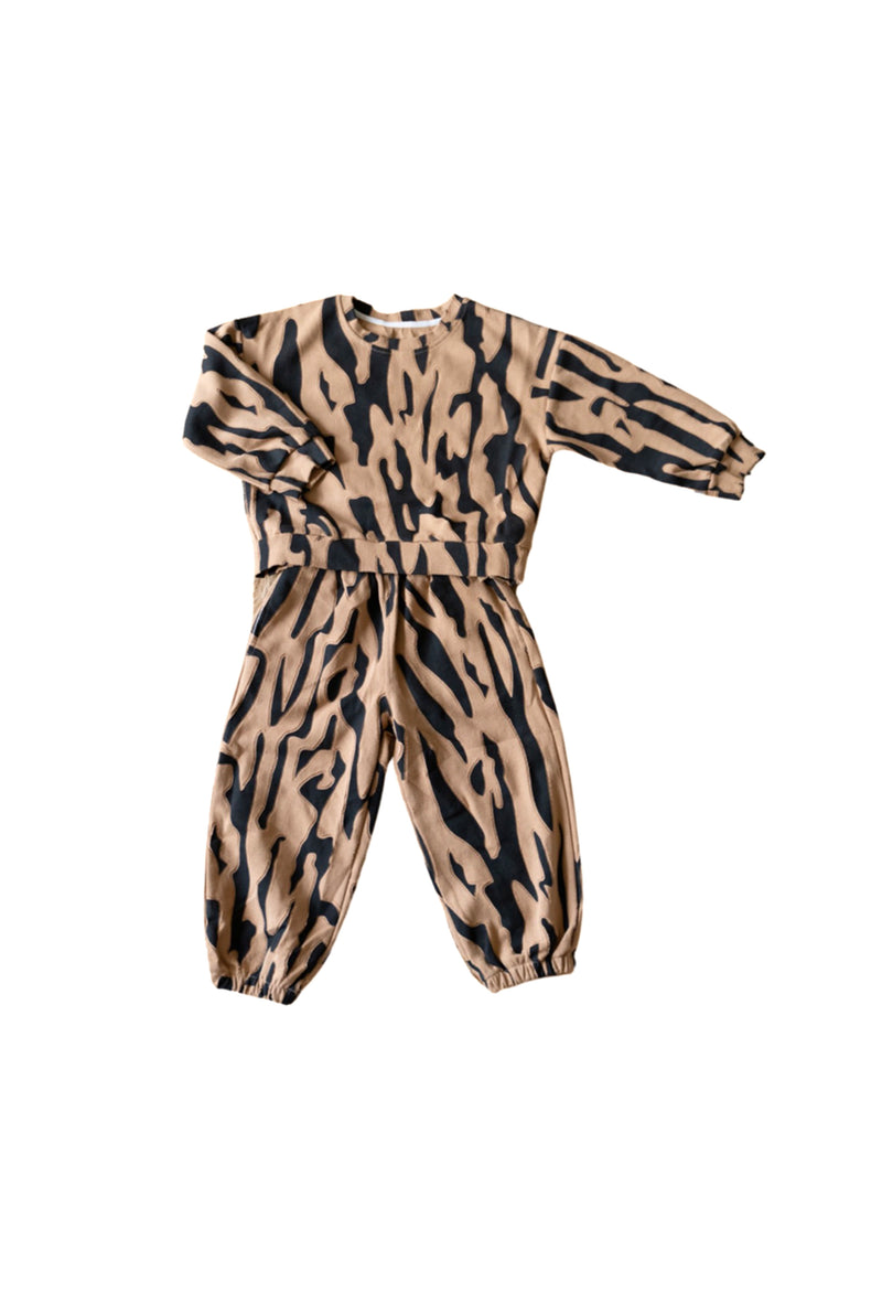 Callie 3D Tawny Brown & Black Set (Unisex)